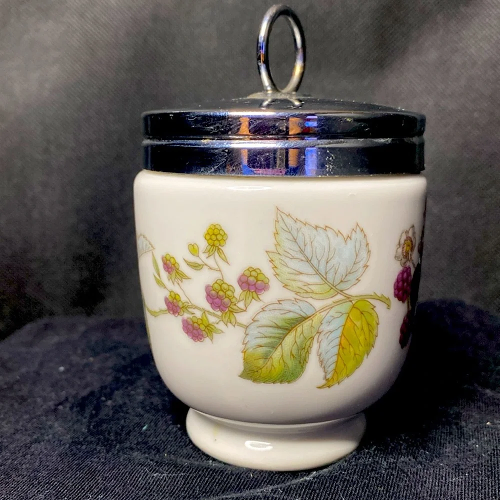 Royal Worcester LAVINIA berries on white Single Egg Coddler
